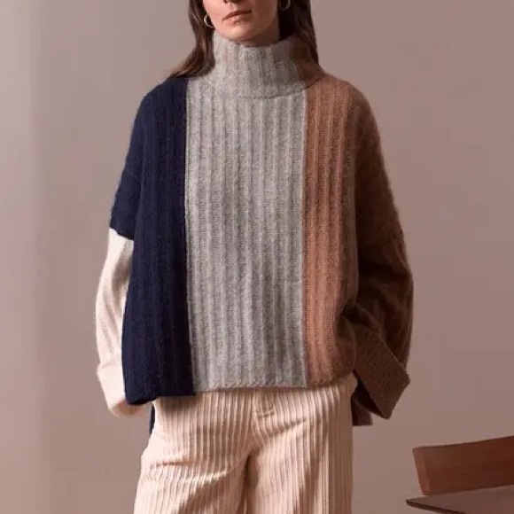 ELEVEN SIX Talia Mock Neck Alpaca Blend Poncho Sweater Medium/Large - Picture 3 of 11